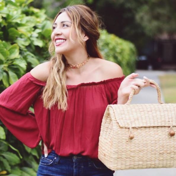Enjoy summer with trendy straw handbag